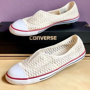 Converse Slip On Shoes Size 9 Very Cute!!